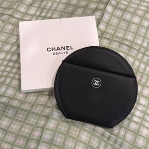 CHANEL Beauty Loyalty Gift Mirror